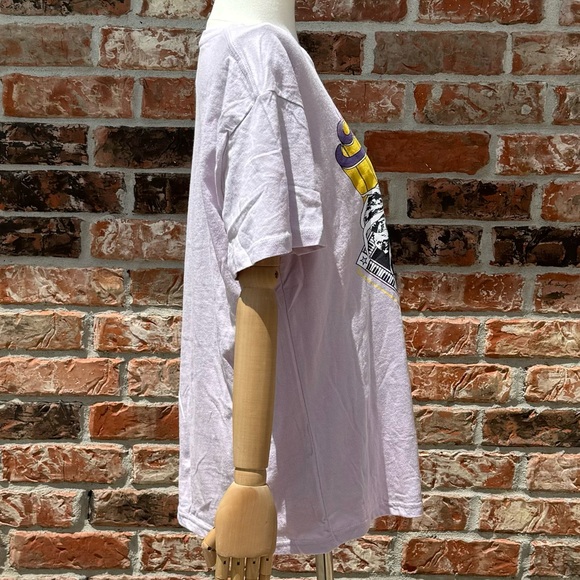 Elton John lavender concert tee / L / NWT - Picture 6 of 15